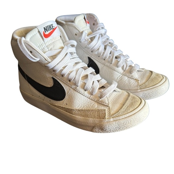 Nike blazer Mid ‘77 vintage white black sail Sneakers youth basketball youth sz4 - Picture 1 of 11